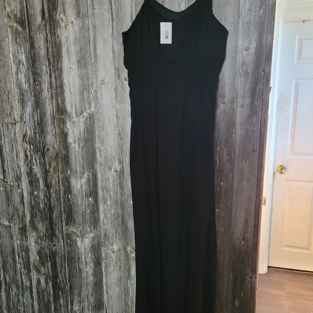 Elegant Black Maxi Dress